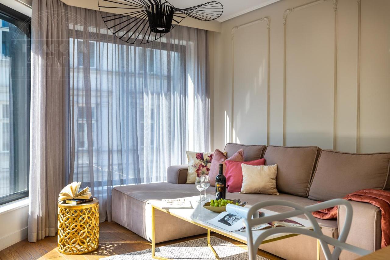 Modern View Of Planty Park Appartement Krakau Buitenkant foto