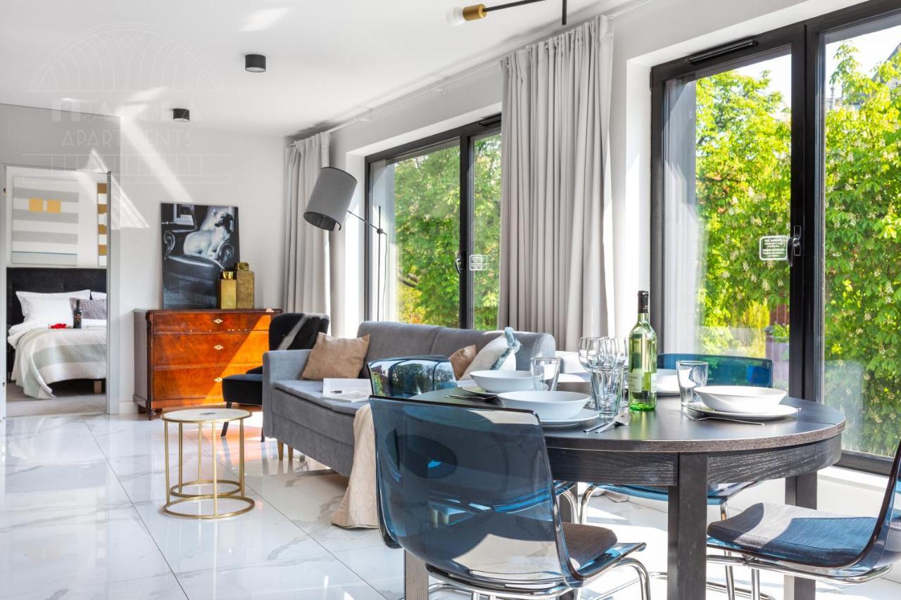 Modern View Of Planty Park Appartement Krakau Buitenkant foto