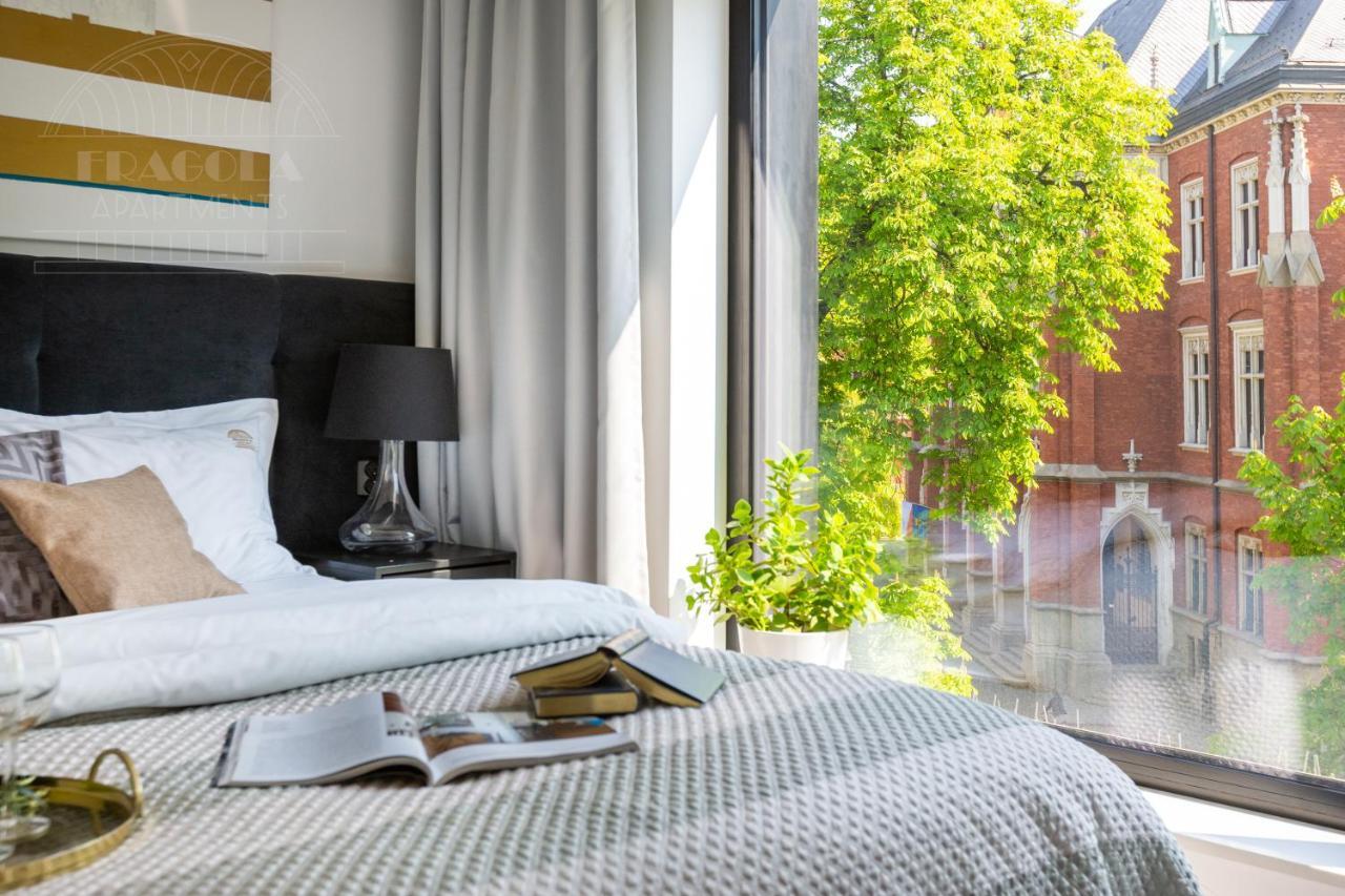 Modern View Of Planty Park Appartement Krakau Buitenkant foto