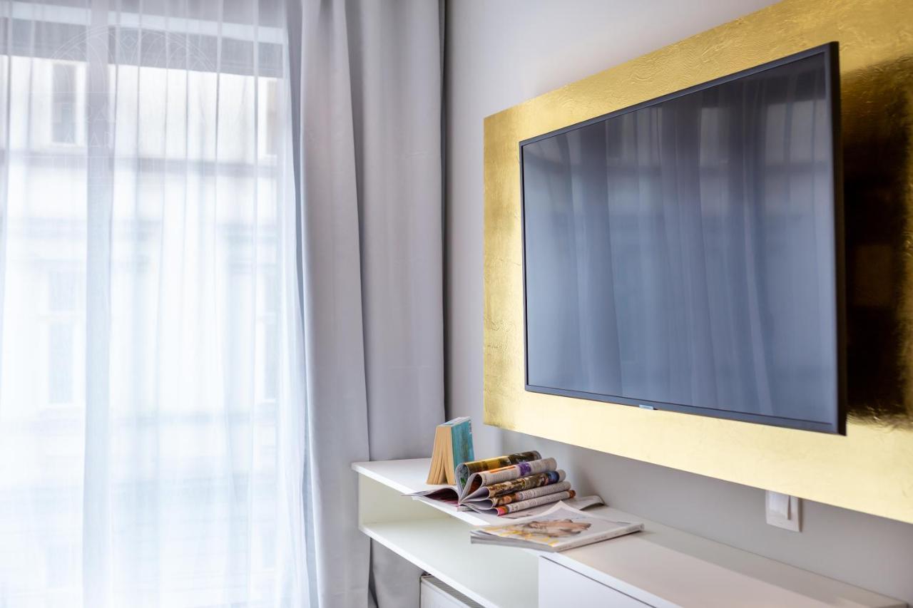 Modern View Of Planty Park Appartement Krakau Buitenkant foto