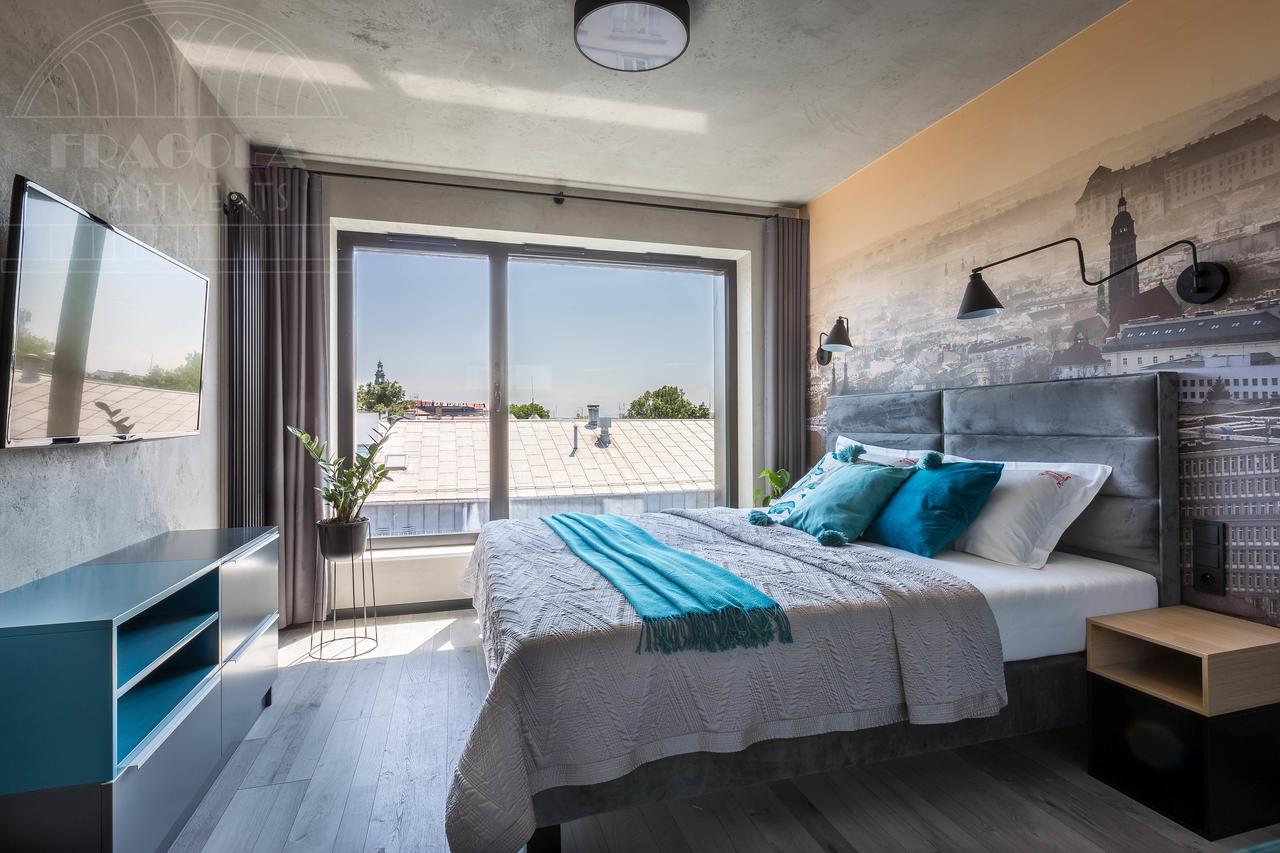 Modern View Of Planty Park Appartement Krakau Buitenkant foto