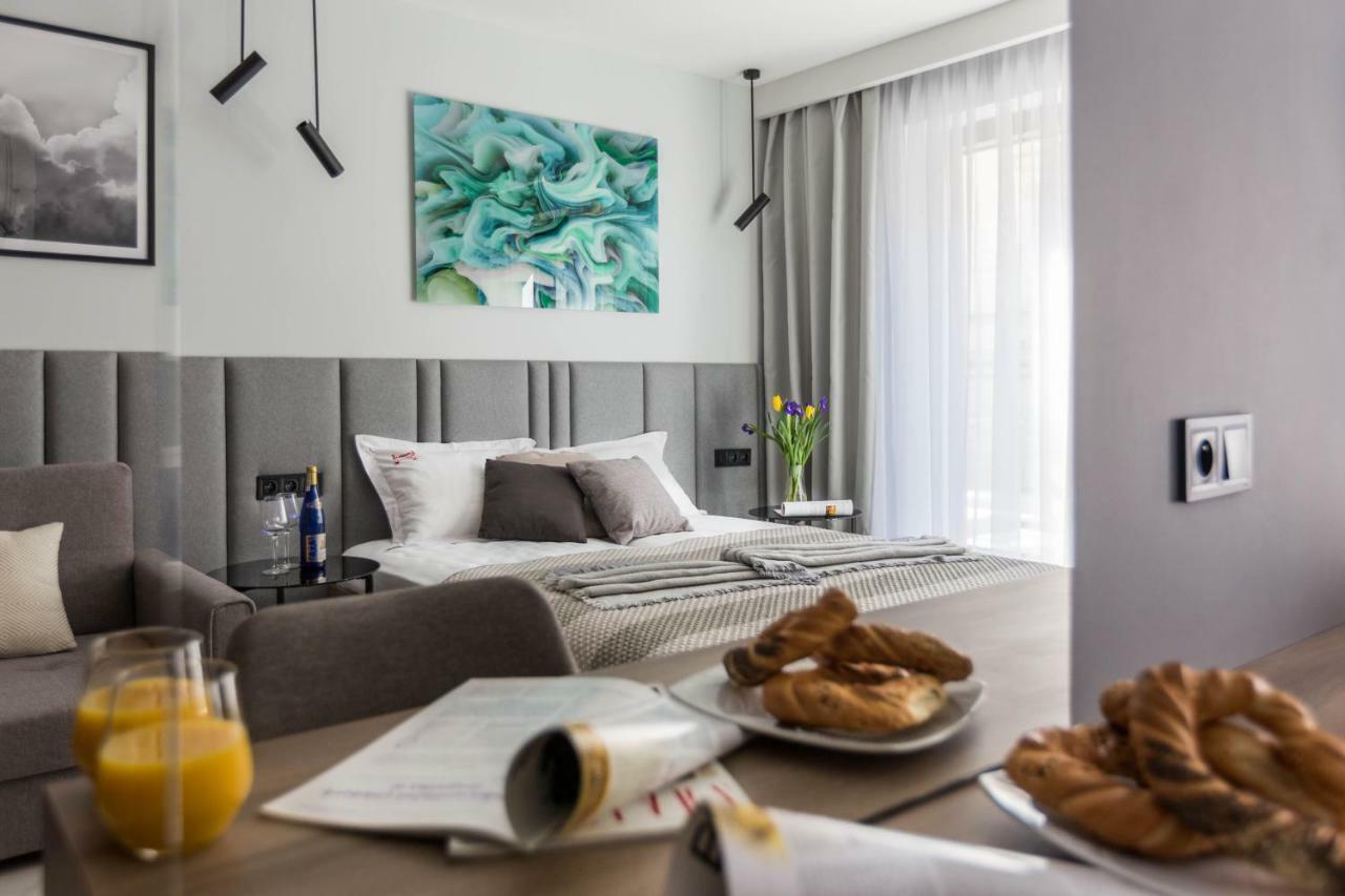 Modern View Of Planty Park Appartement Krakau Buitenkant foto