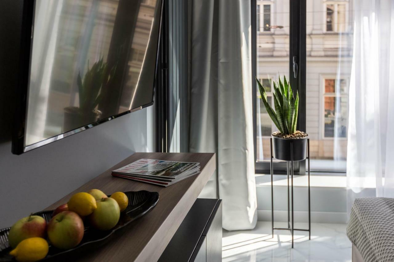 Modern View Of Planty Park Appartement Krakau Buitenkant foto