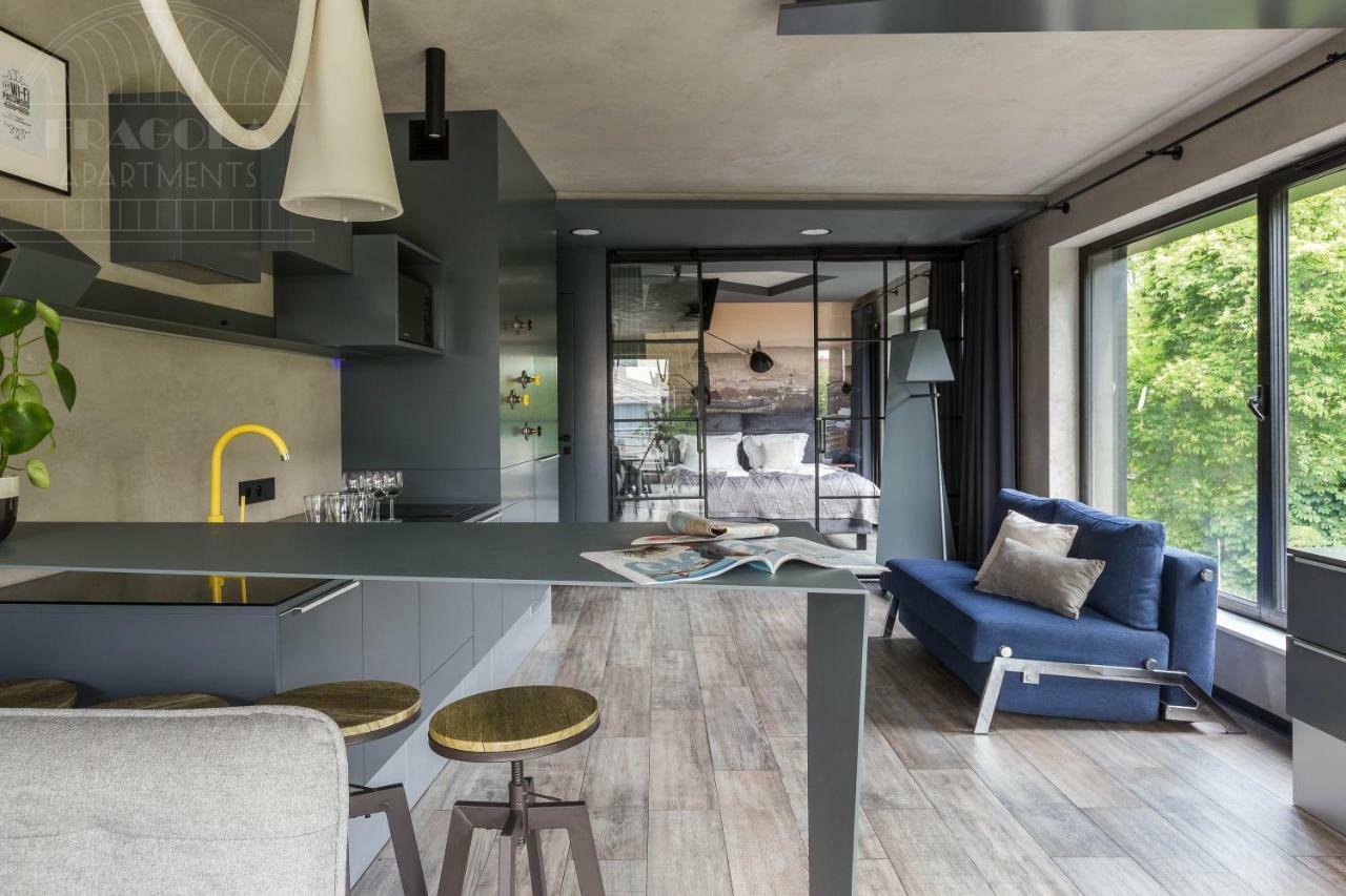 Modern View Of Planty Park Appartement Krakau Buitenkant foto