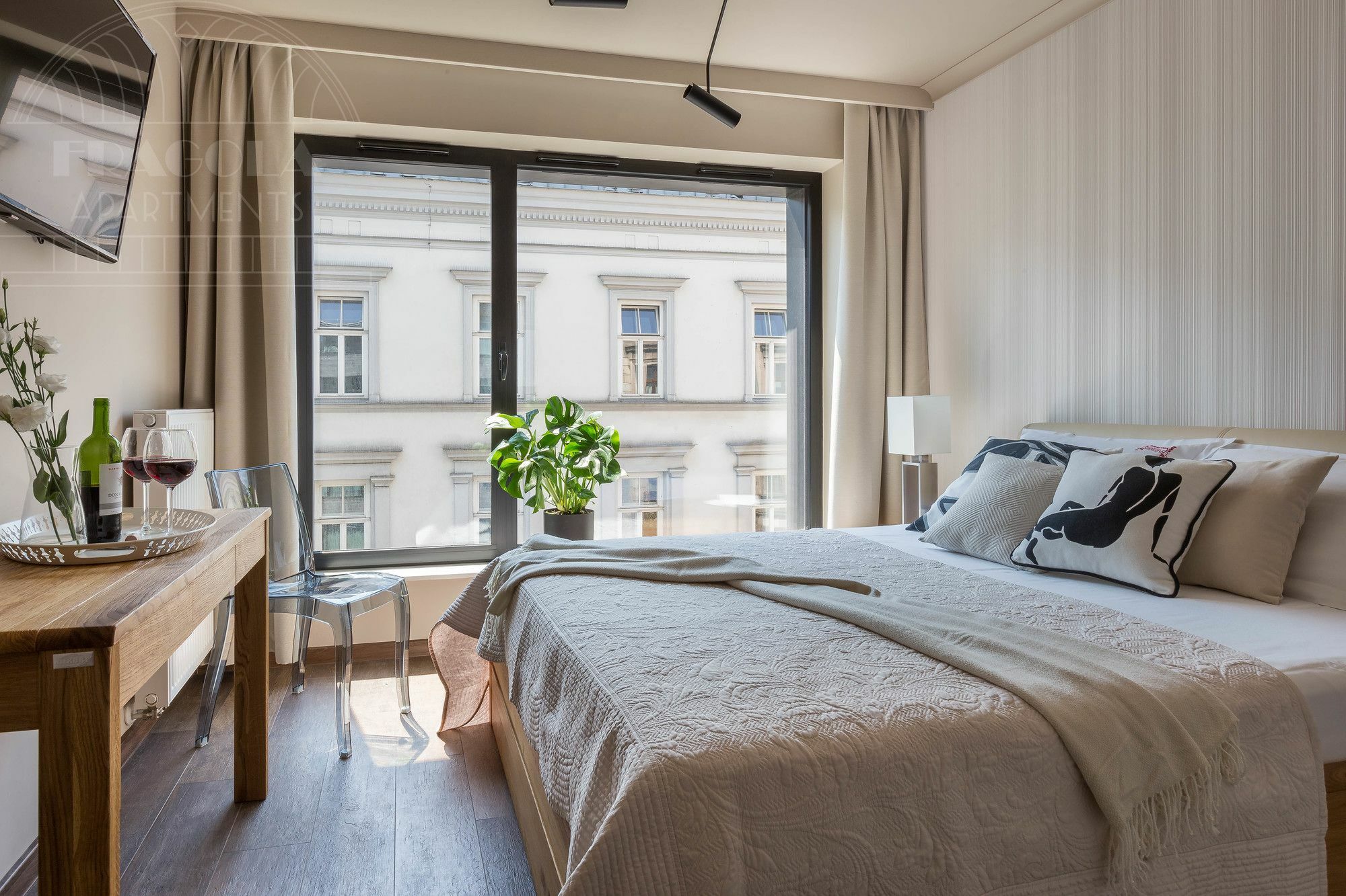 Modern View Of Planty Park Appartement Krakau Buitenkant foto
