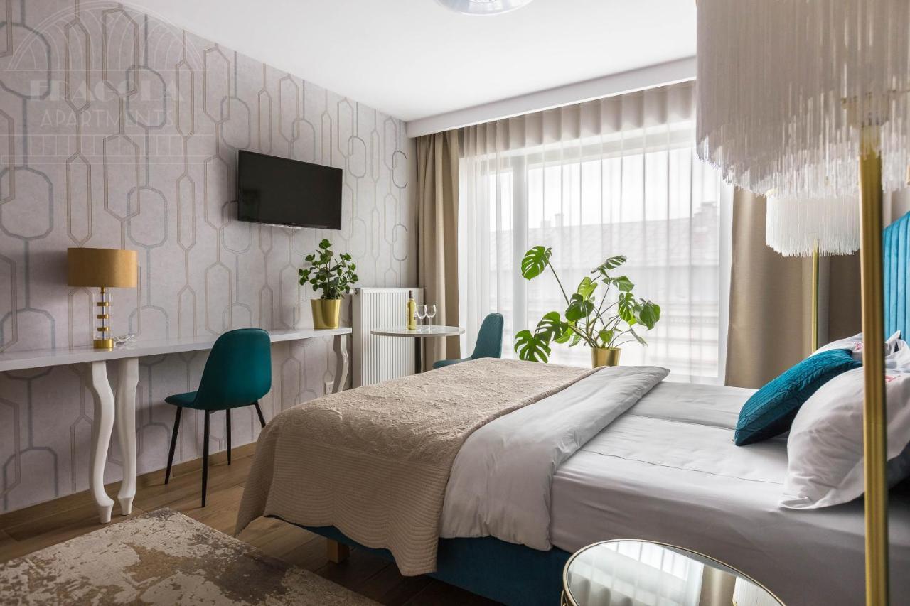 Modern View Of Planty Park Appartement Krakau Buitenkant foto