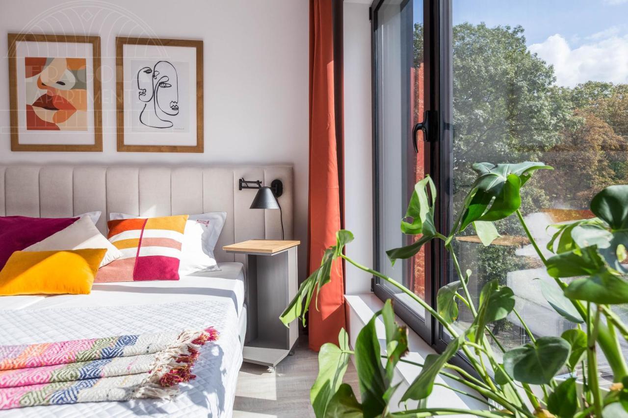 Modern View Of Planty Park Appartement Krakau Buitenkant foto
